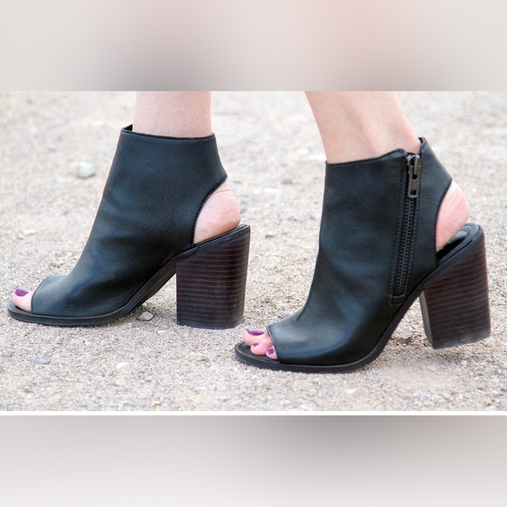 Steve Madden Terraa Open-Toe Block Heel Ankle Boot